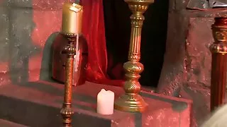 Hot blondie sustains a hardcore throbbing in a close up shoot