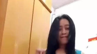Indo Maid Sri Utami Sexy Dance 20
