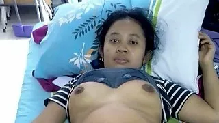Amateur Indonesian Maid exposed
