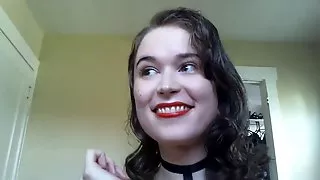Lipstick girl sperms her penis