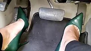 Driving in pumps