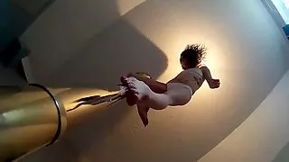 Pole Dance, seen from below !