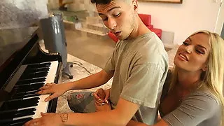 MILF - Stepmom Helps Out Distracted Stepson With Her Mouth