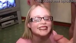 Honey gets 52 cumshots in her face