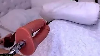 Double dildo machine
