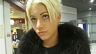 Blond short hair